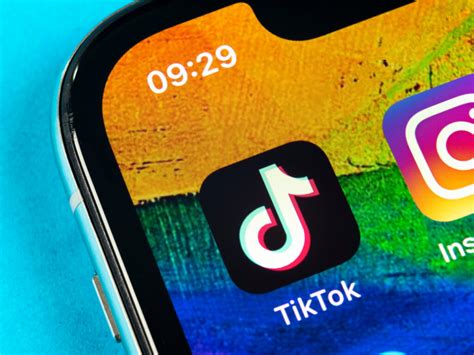 On TikTok, short-form videos are exciting, spontaneous, and genuine. . Descripcion tiktok